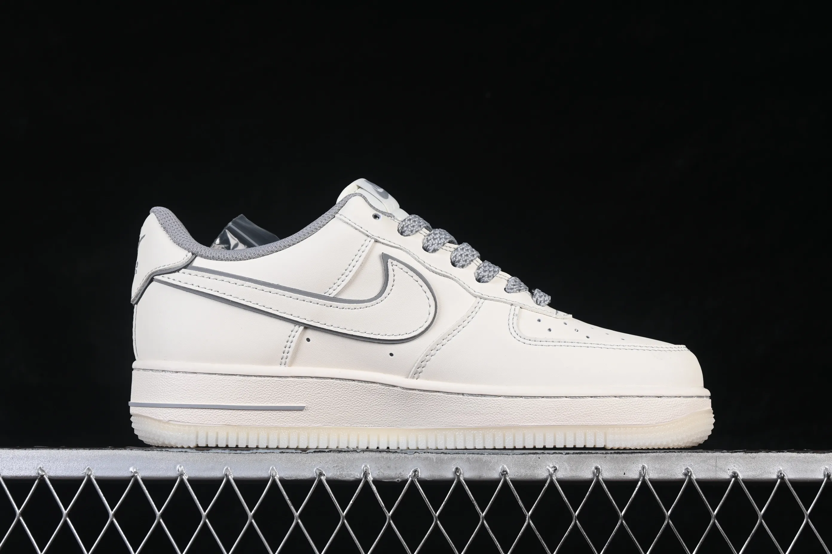 All Categories Nk Air Force 1 Air Force Series Nk Air Force 1 Low Air Force Low Nike Air Force 1'07 Low Joint Sand Brown Navy Air Force One Low Casual Shoes SM6668-133
